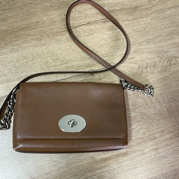 Coach Bag - Picture 2 of 6